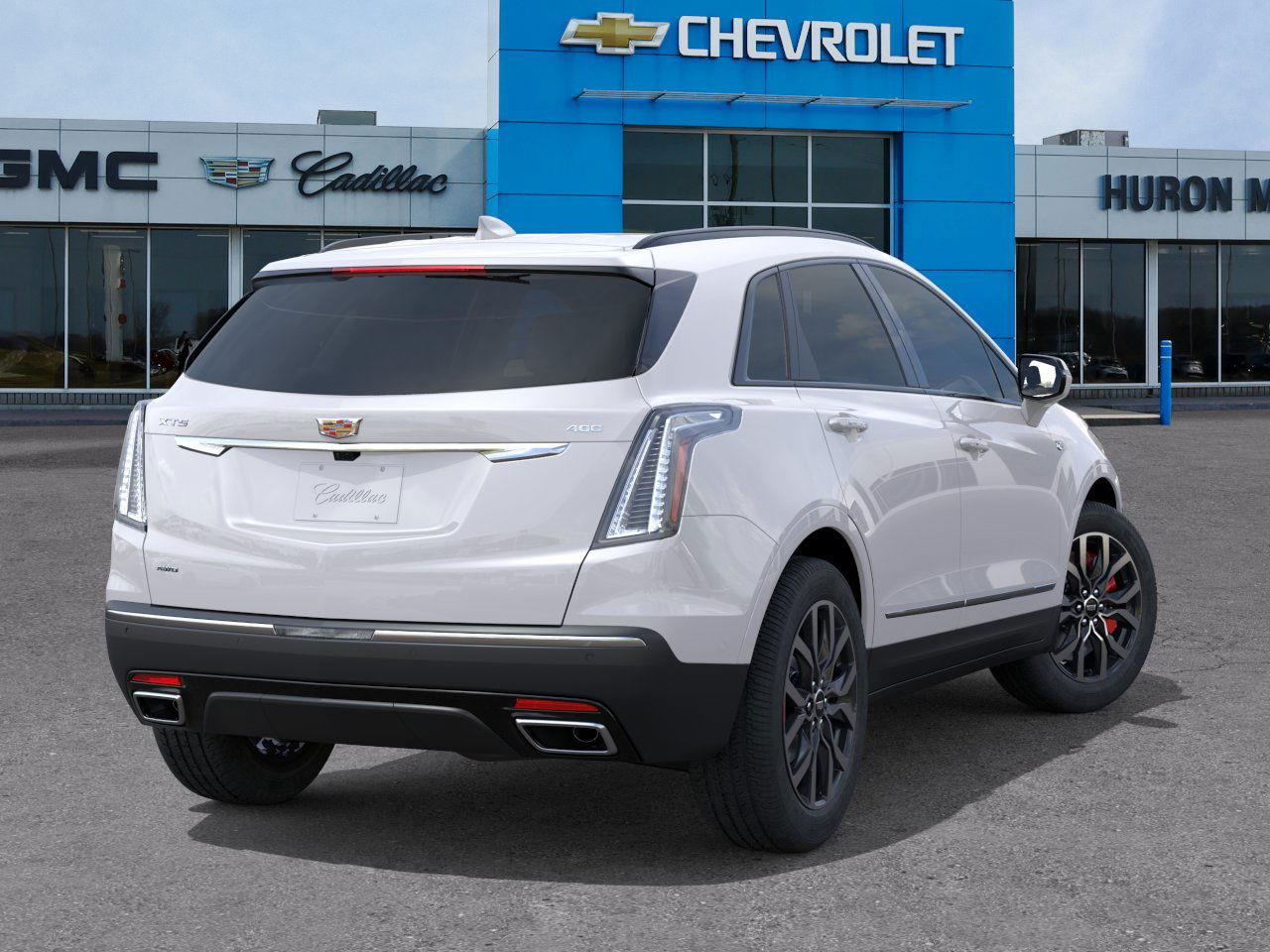 new 2025 Cadillac XT5 car, priced at $75,303