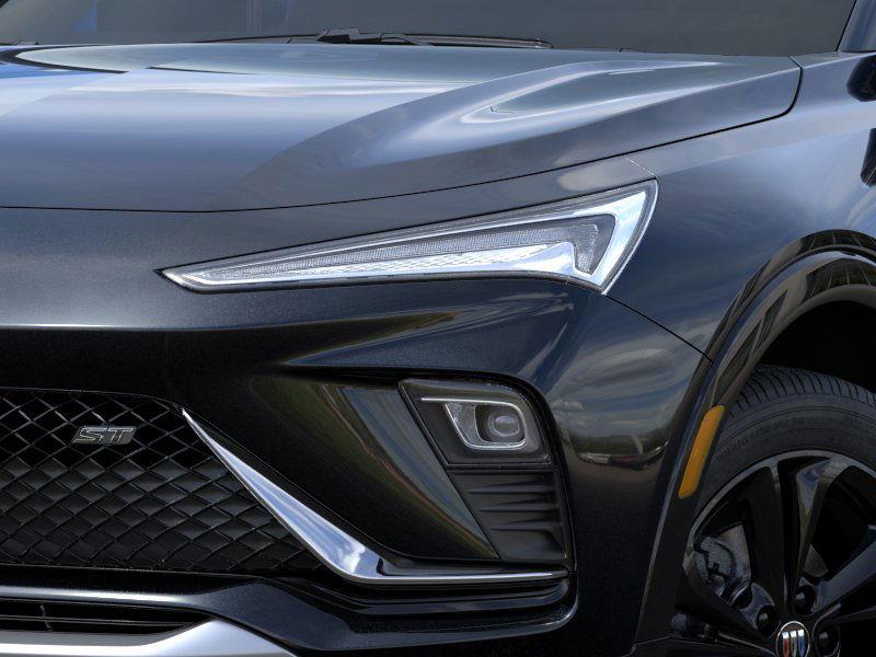new 2025 Buick Envista car, priced at $34,298