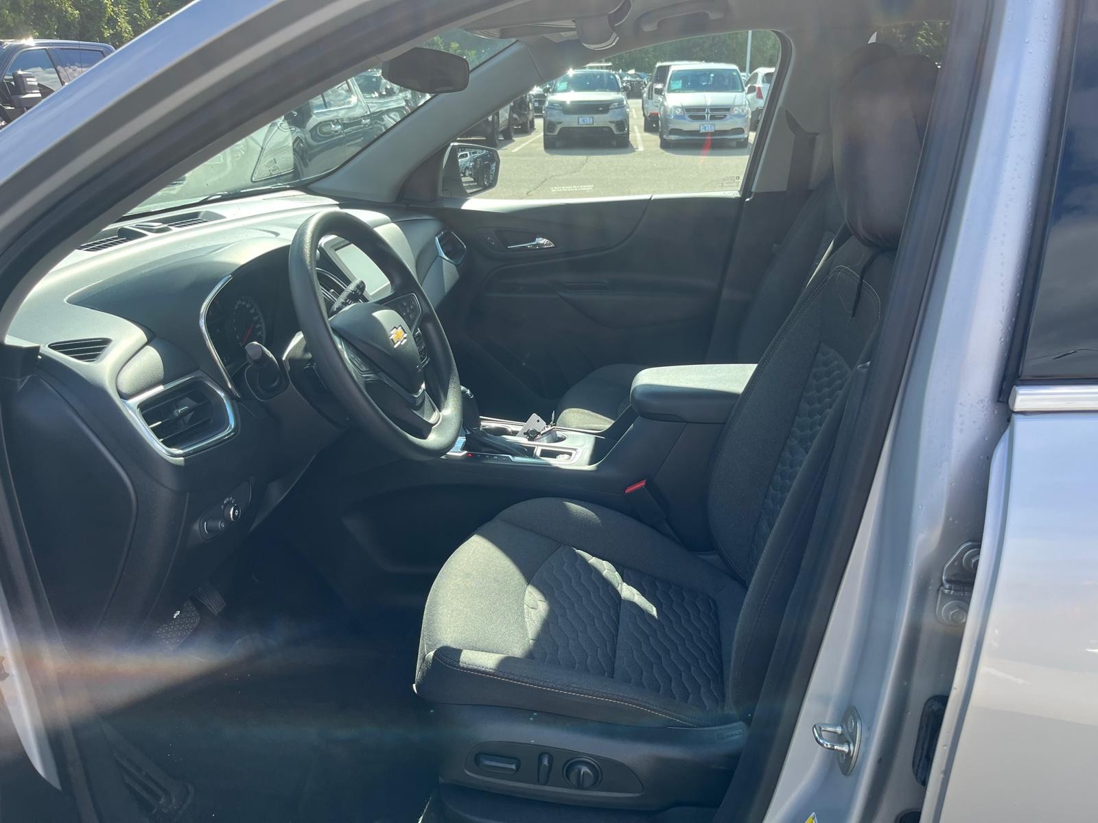 used 2018 Chevrolet Equinox car, priced at $19,262
