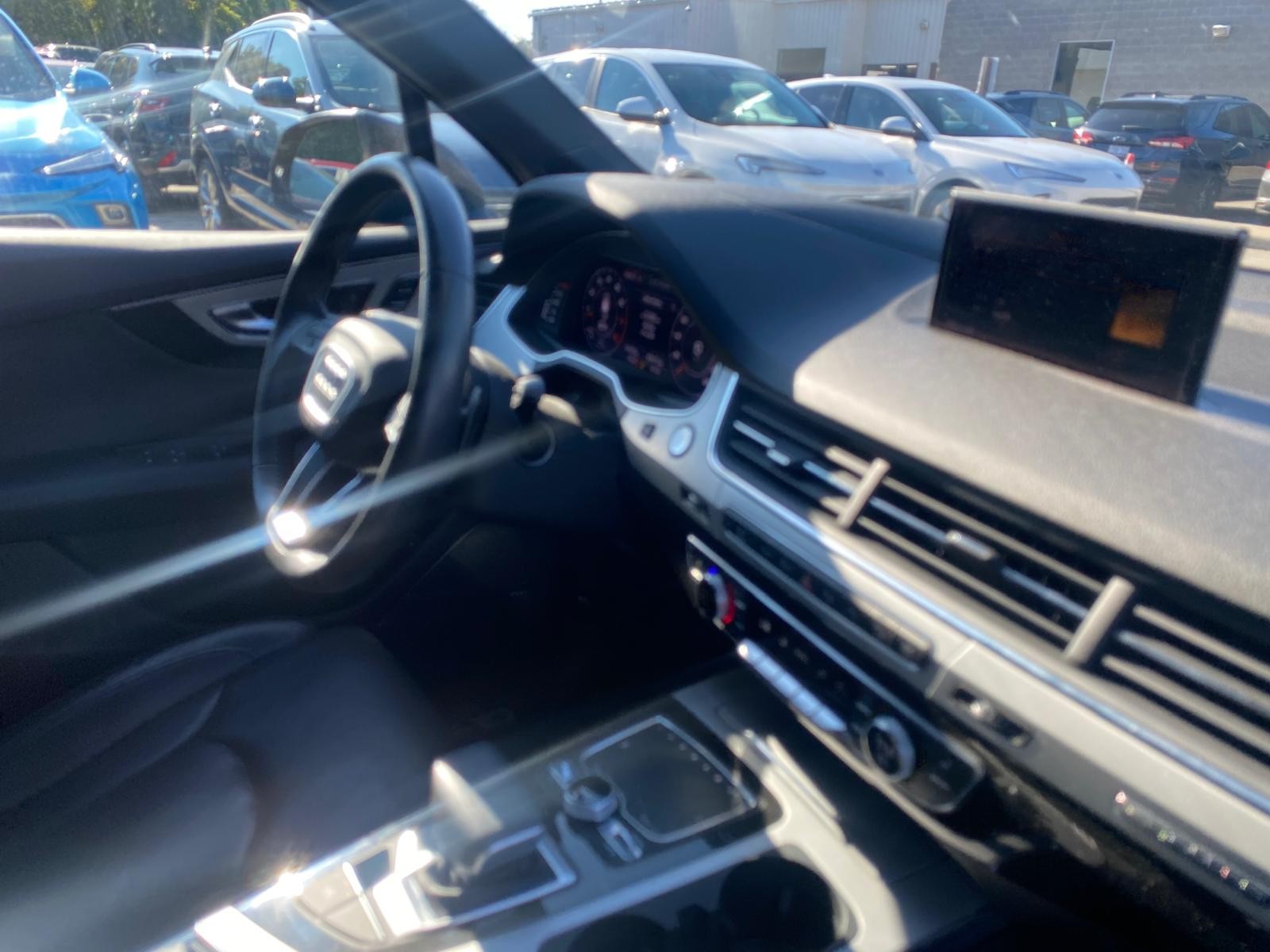 used 2019 Audi Q7 car, priced at $31,892