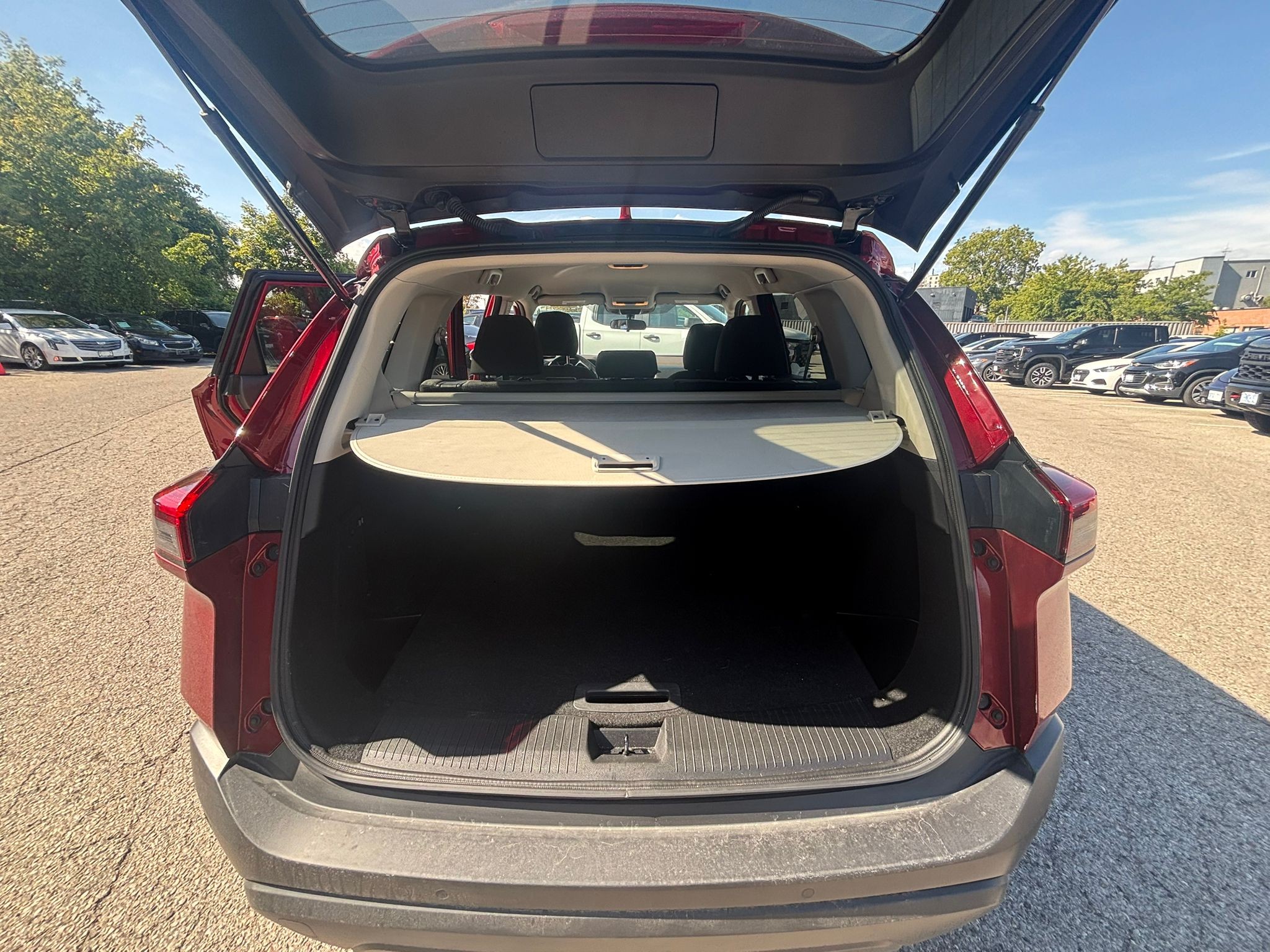 used 2021 Nissan Rogue car, priced at $23,123