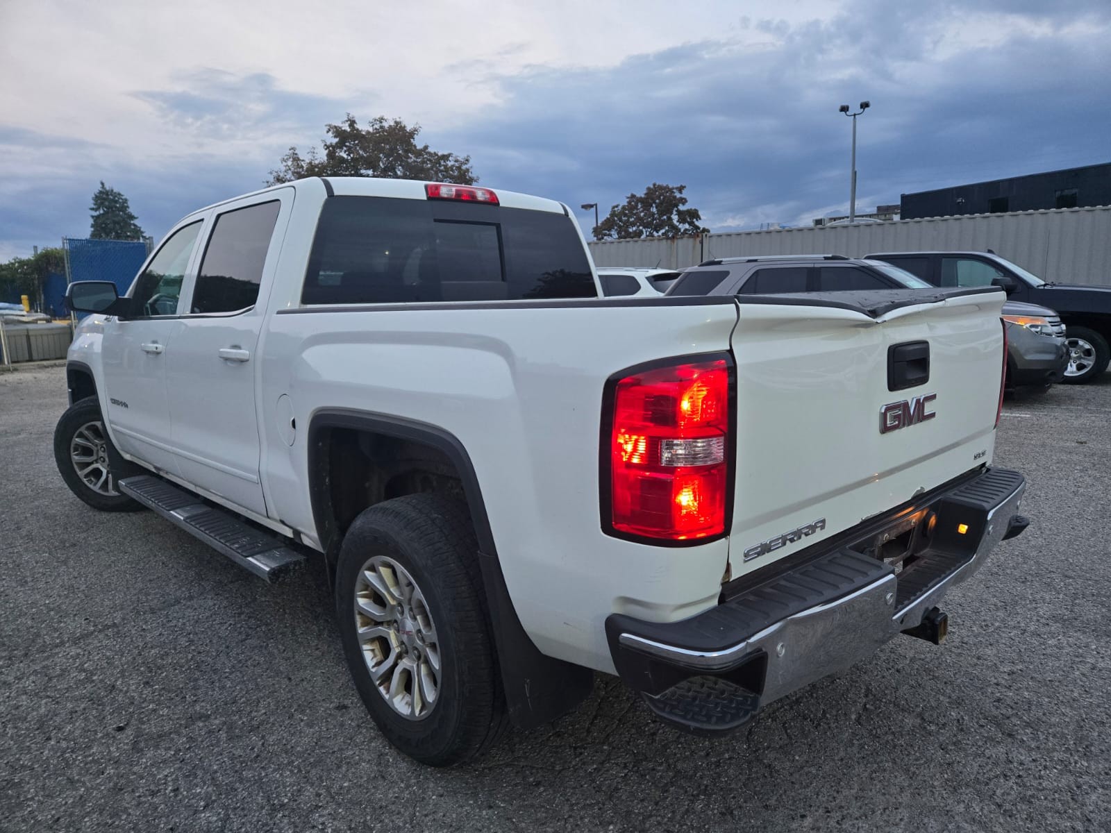 used 2018 GMC Sierra 1500 car, priced at $27,763