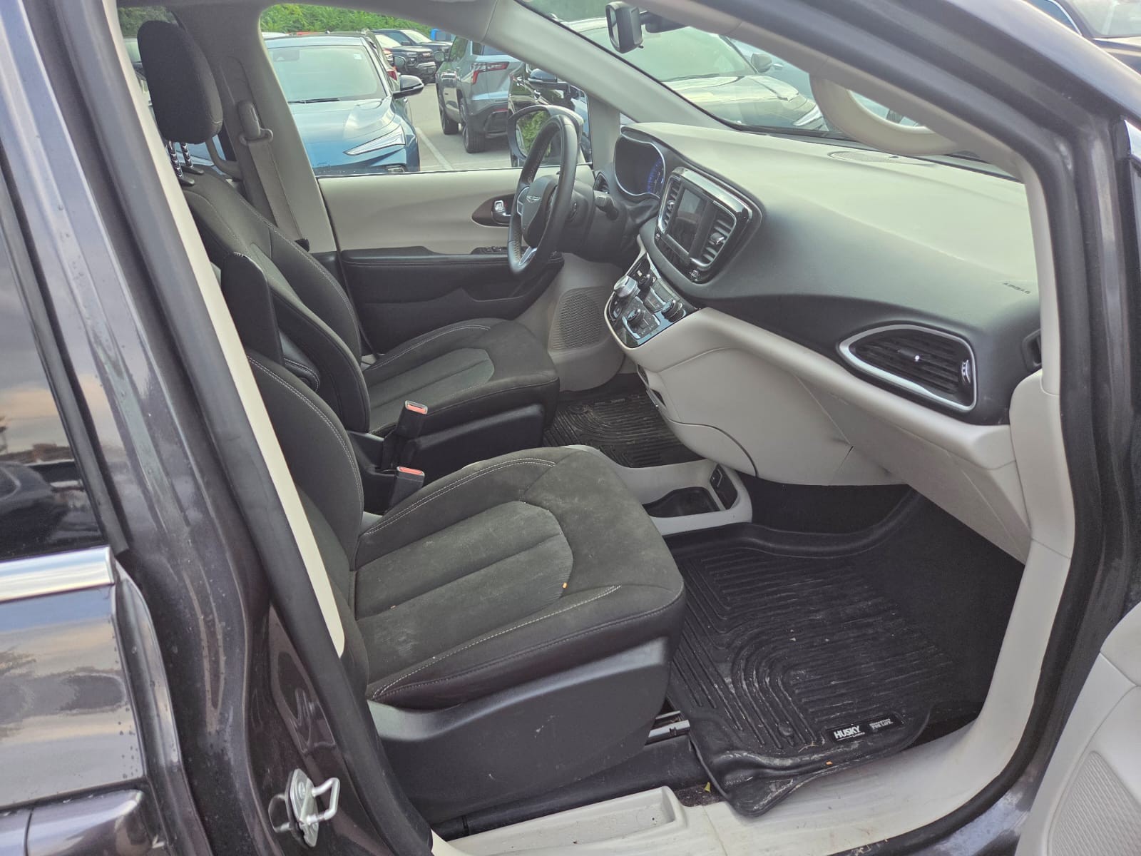 used 2022 Chrysler Grand Caravan car, priced at $32,520