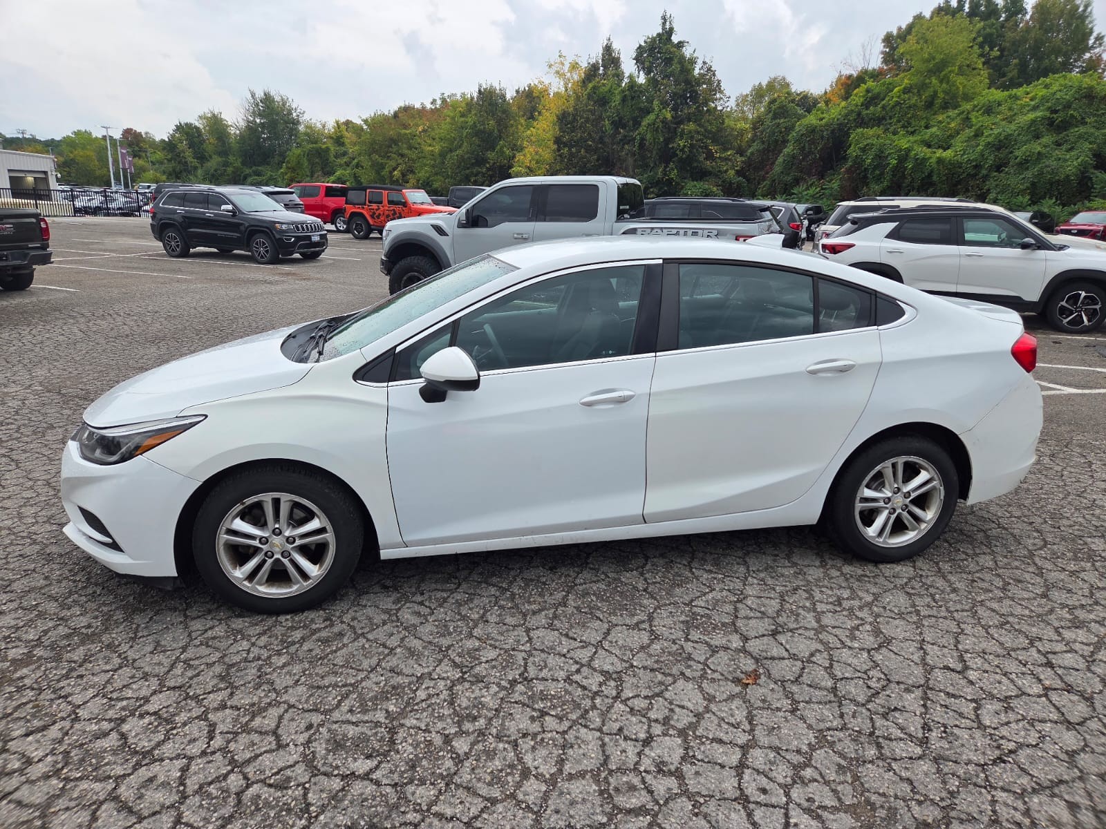 used 2016 Chevrolet Cruze car, priced at $4,999