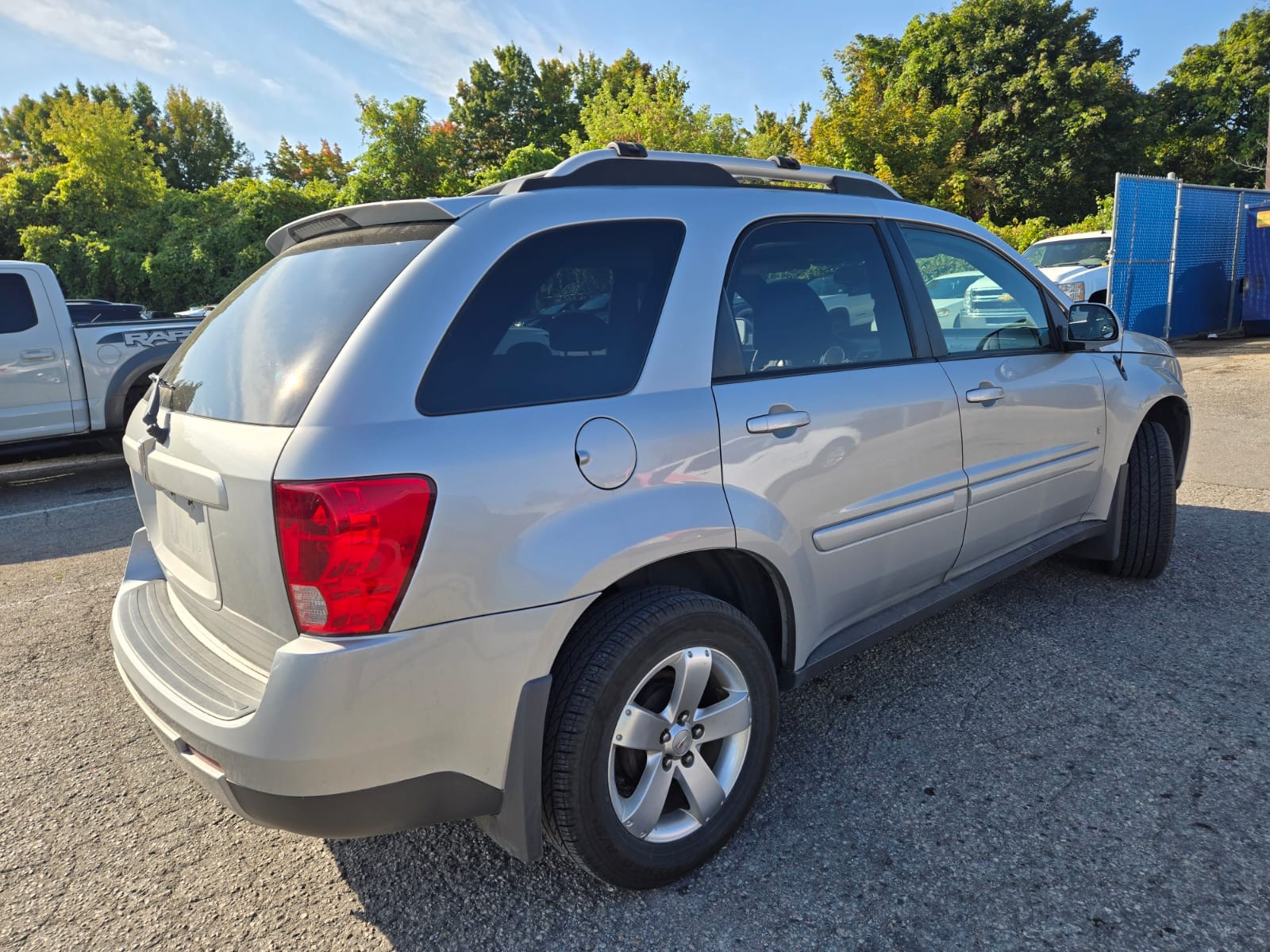 used 2006 Pontiac Torrent car, priced at $5,495