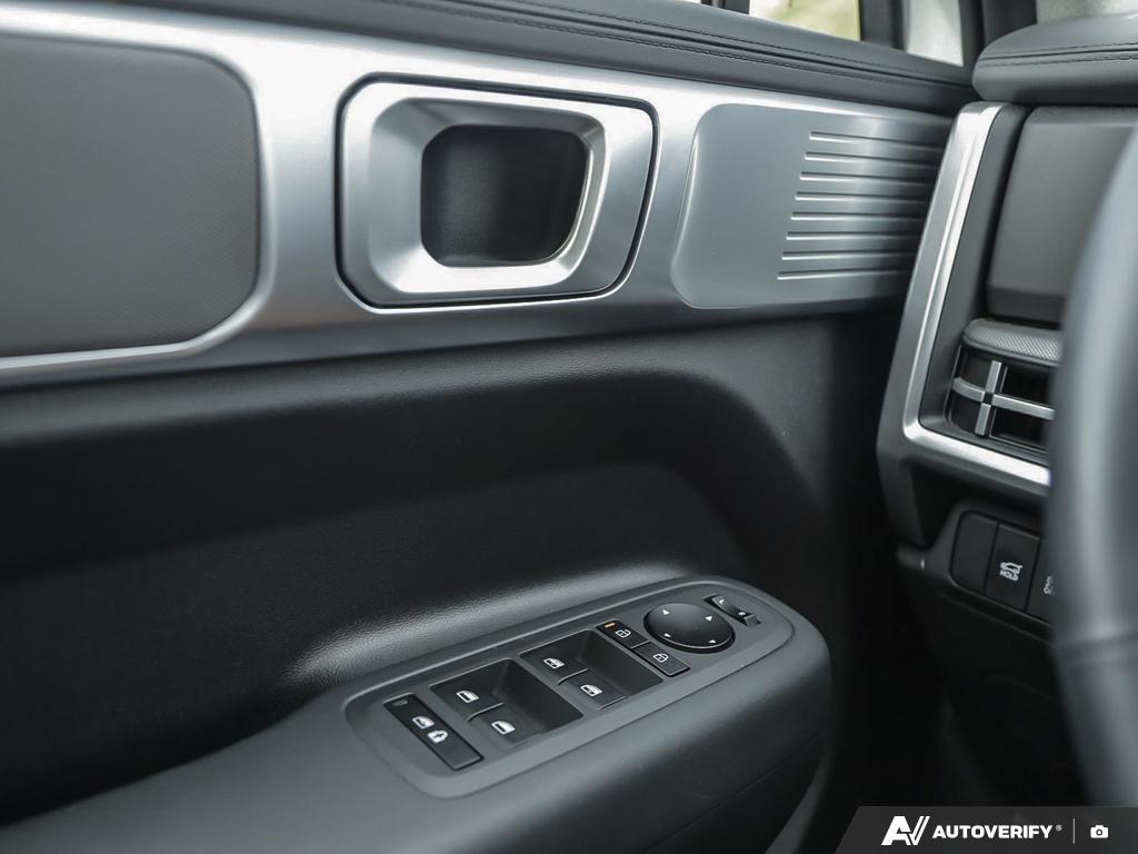 used 2025 Hyundai Santa Fe HEV car, priced at $48,597