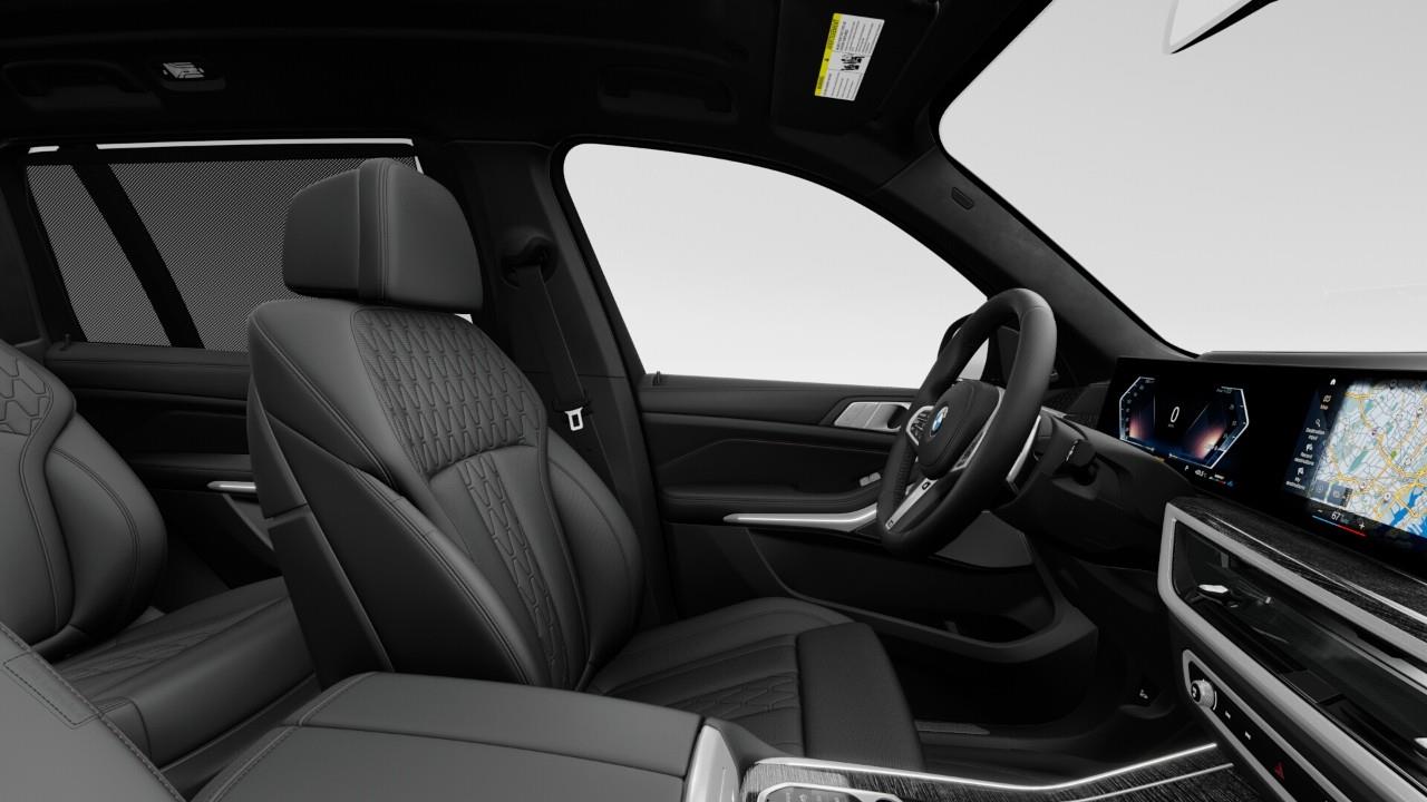 new 2026 BMW X7 car, priced at $143,364