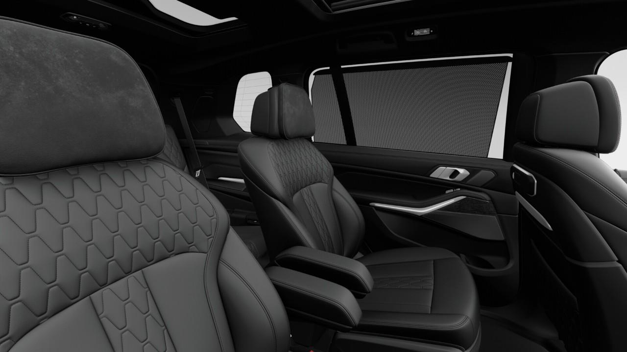 new 2026 BMW X7 car, priced at $143,364