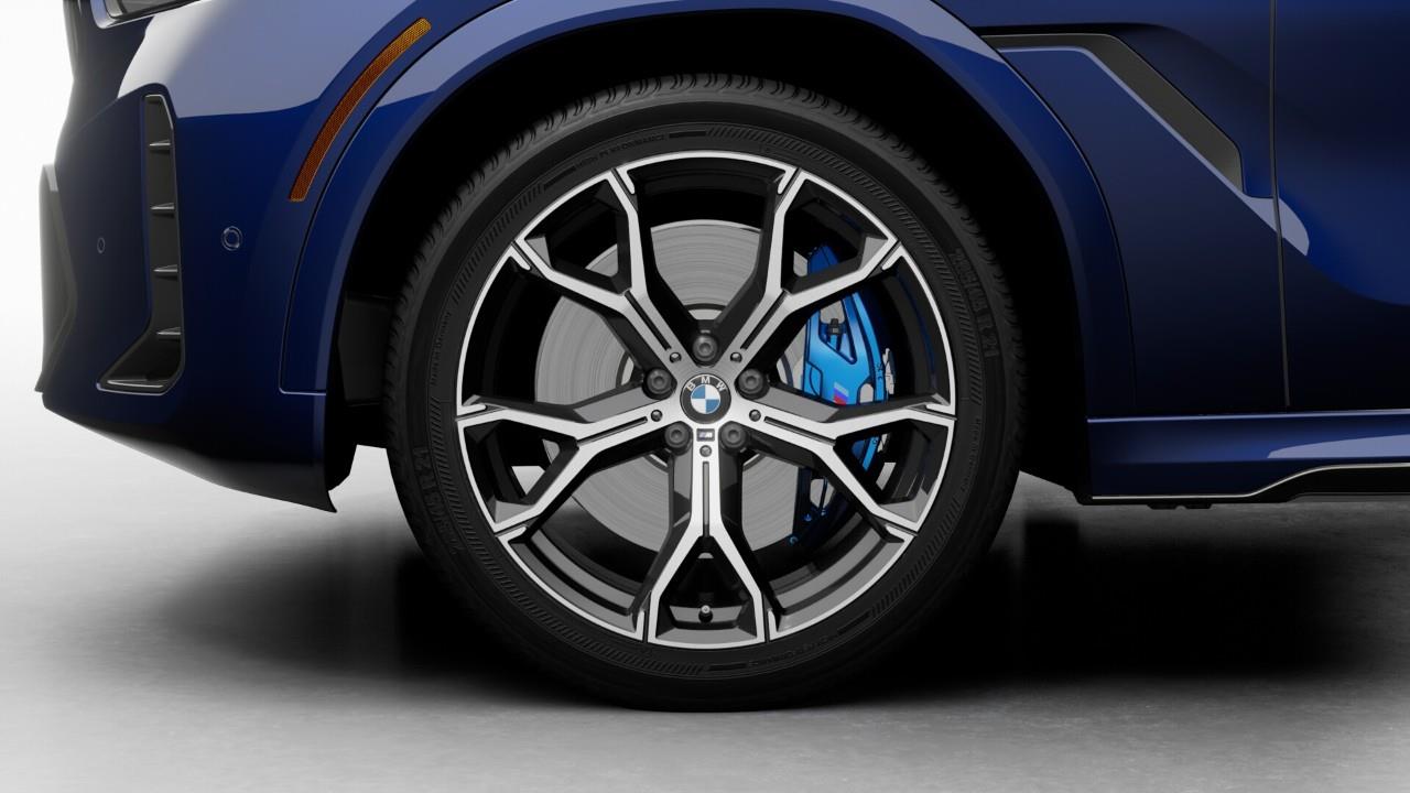 new 2026 BMW X6 car, priced at $113,668