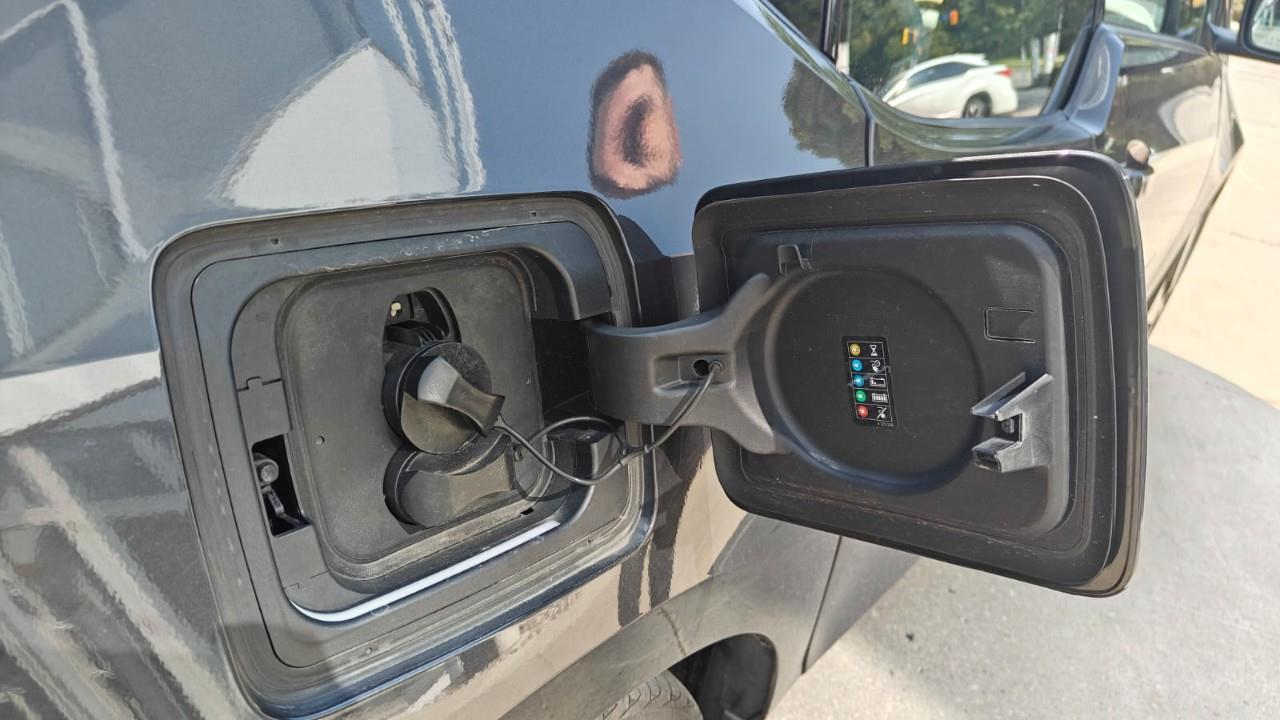 used 2014 BMW i3 car, priced at $12,992
