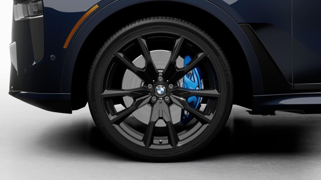 new 2026 BMW X7 car, priced at $138,064