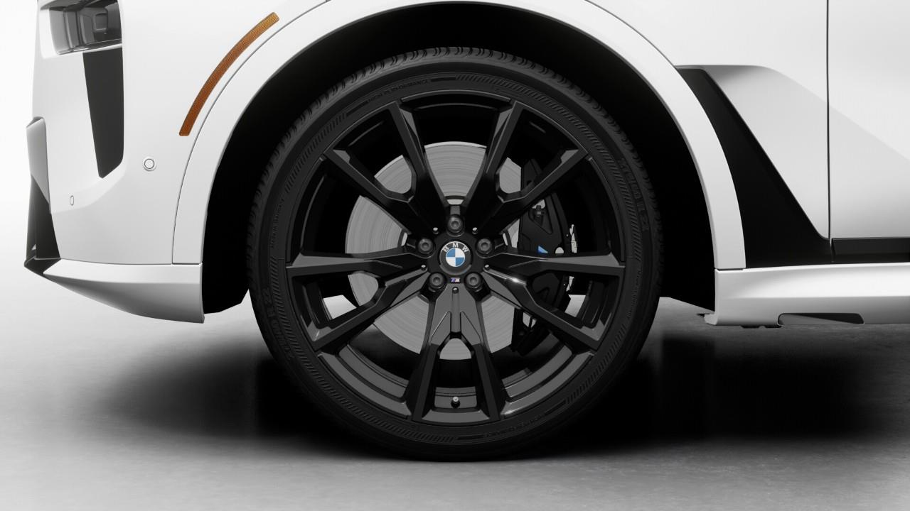 new 2026 BMW X7 car, priced at $141,214