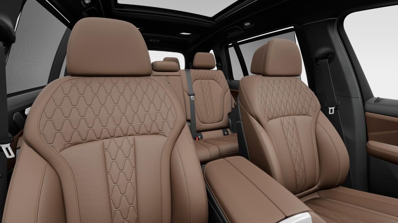 new 2026 BMW X7 car, priced at $141,214