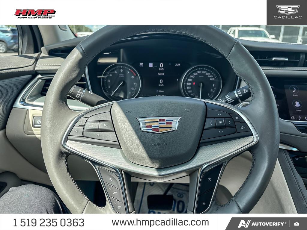 used 2022 Cadillac XT5 car, priced at $40,284