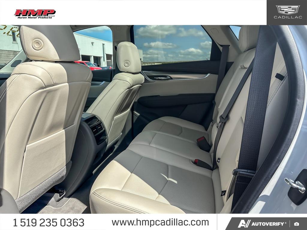 used 2022 Cadillac XT5 car, priced at $40,284