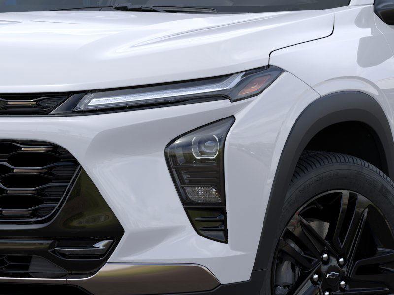 new 2025 Chevrolet Trax car, priced at $33,453