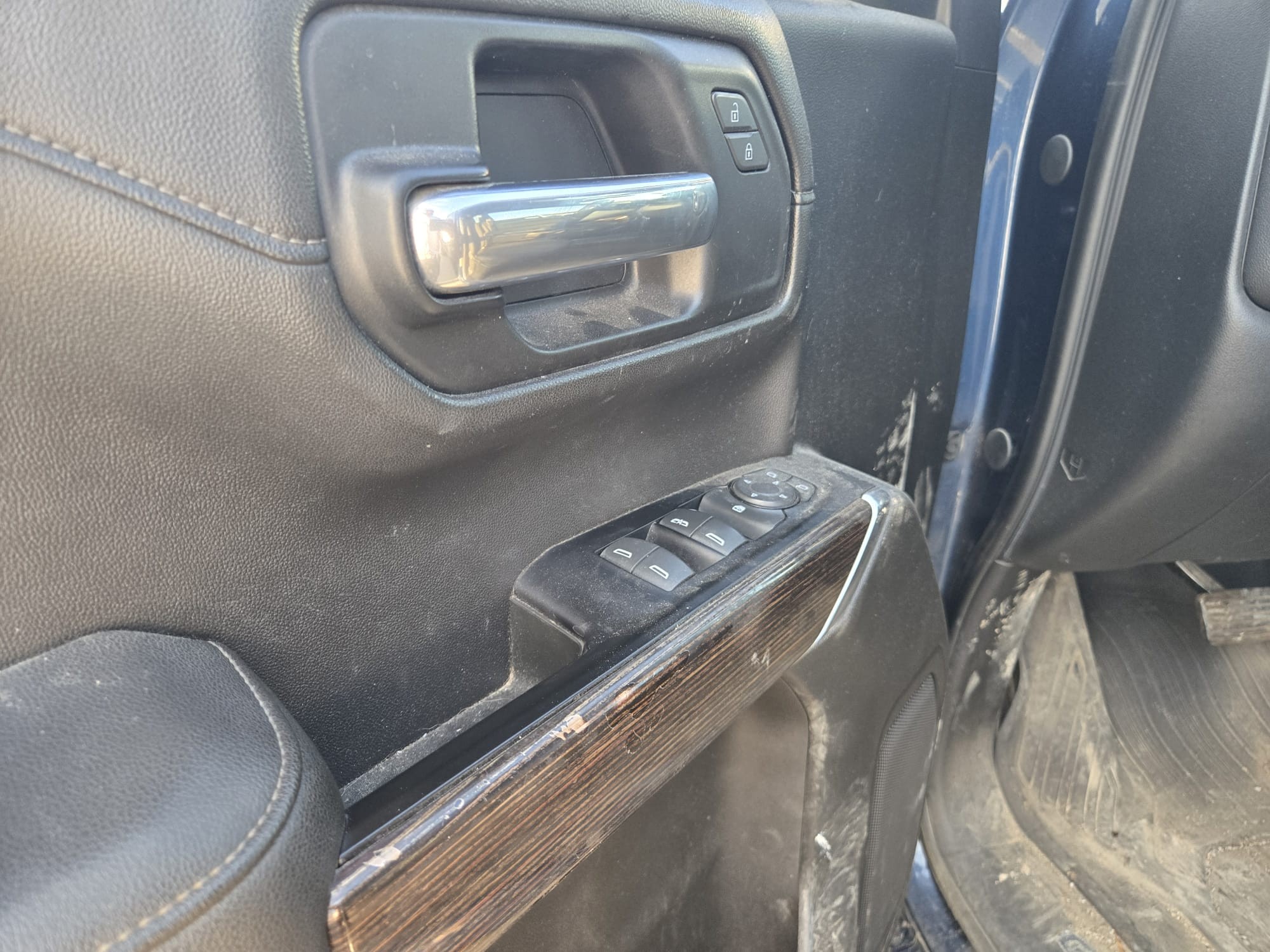 used 2019 GMC Sierra 1500 car, priced at $33,512