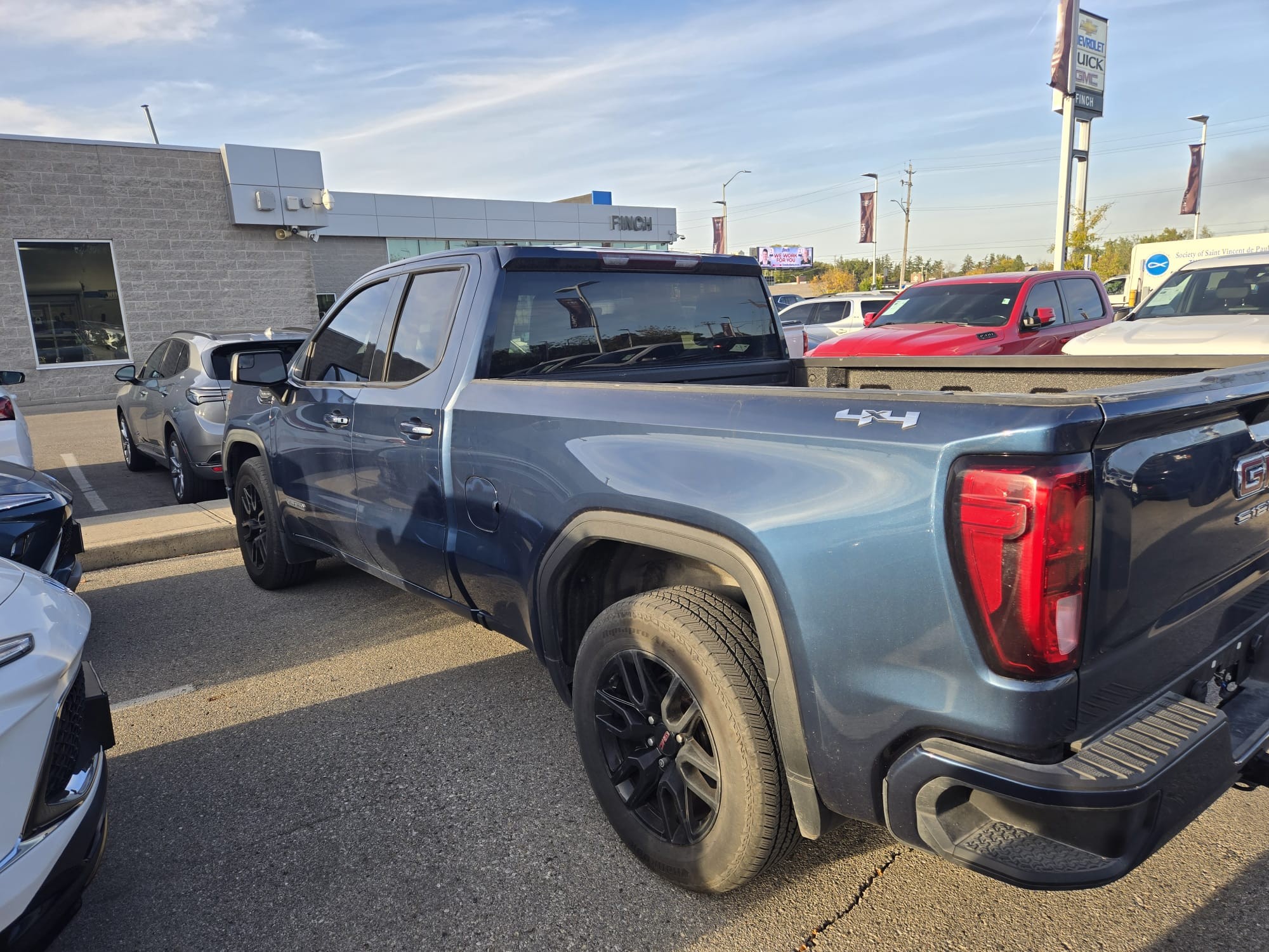 used 2019 GMC Sierra 1500 car, priced at $33,512