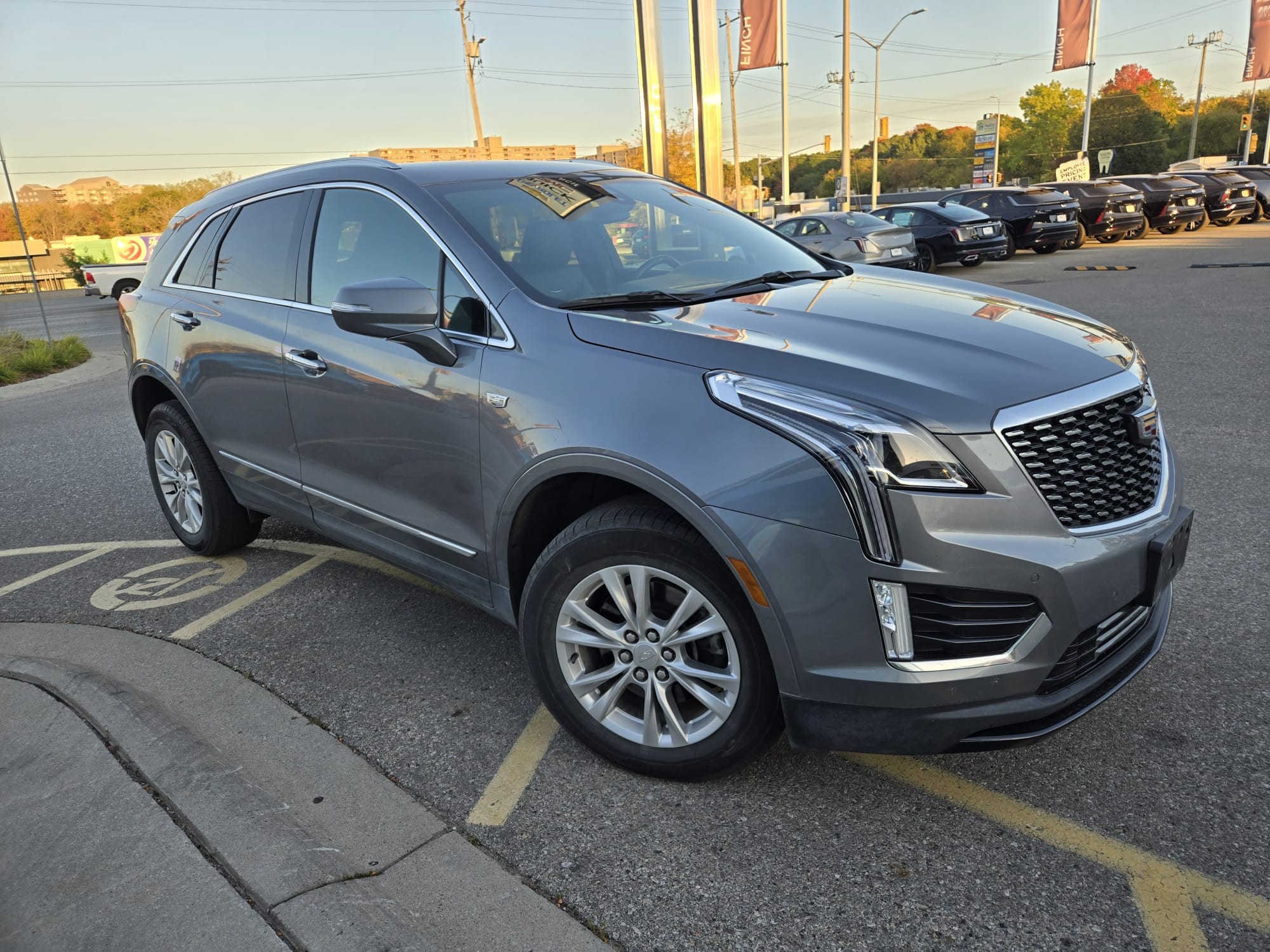 used 2021 Cadillac XT5 car, priced at $31,800