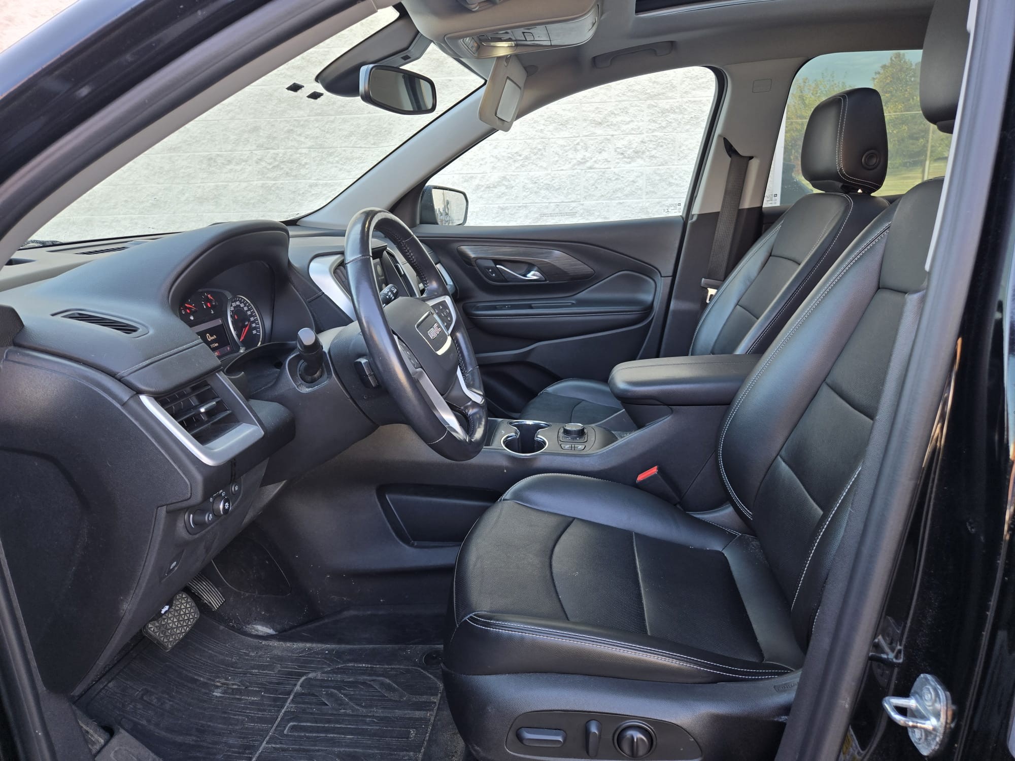 used 2022 GMC Terrain car, priced at $28,010