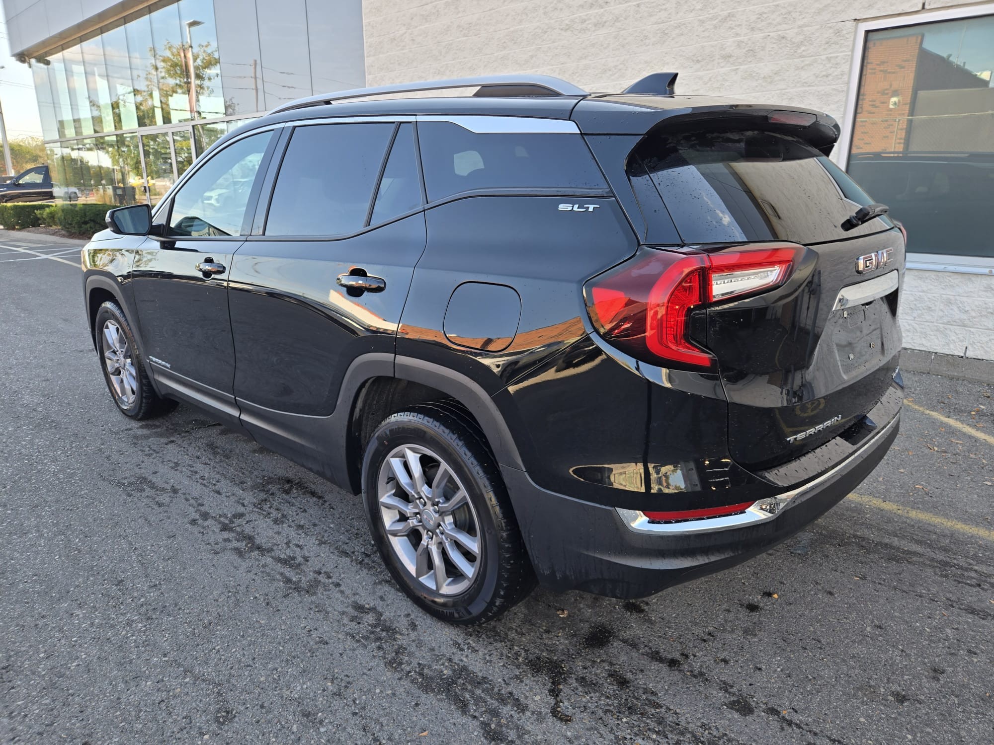 used 2022 GMC Terrain car, priced at $28,010