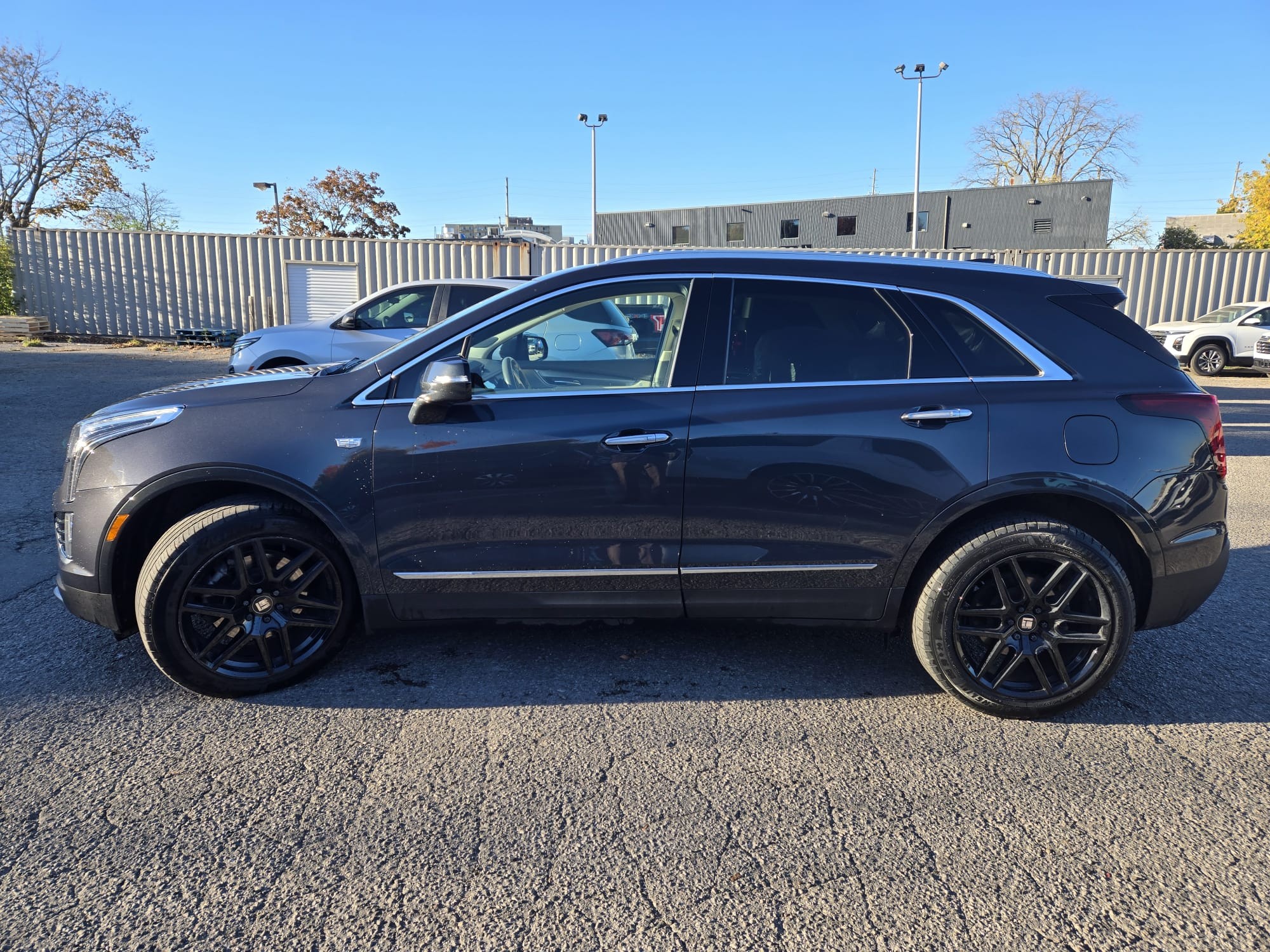 used 2021 Cadillac XT5 car, priced at $33,628