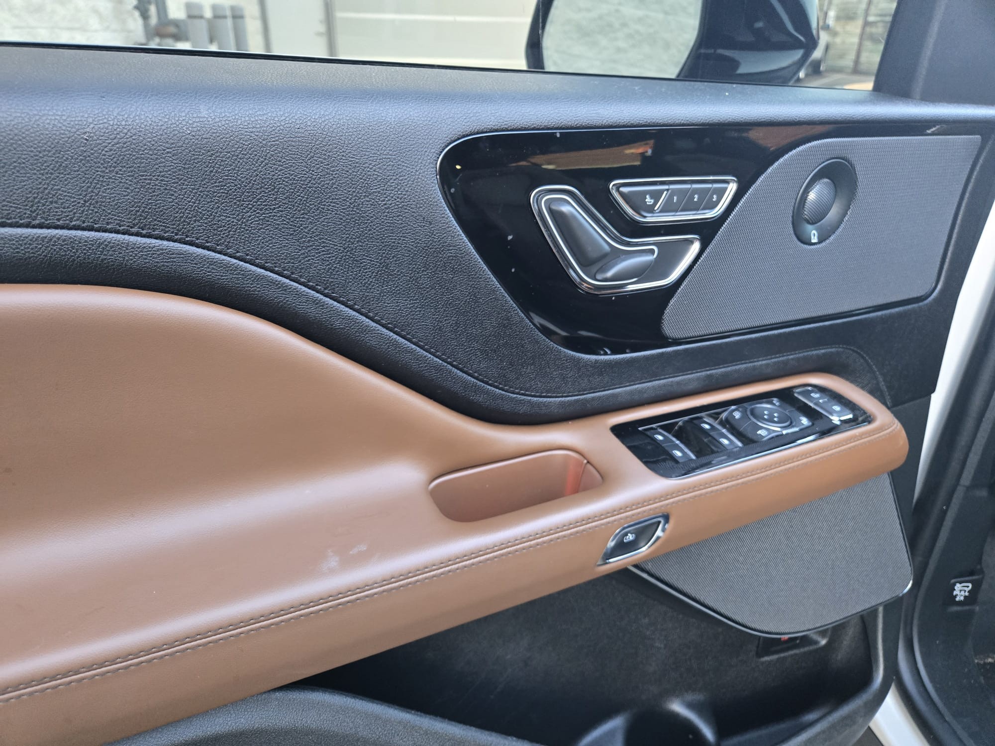 used 2023 Lincoln Aviator car, priced at $59,495