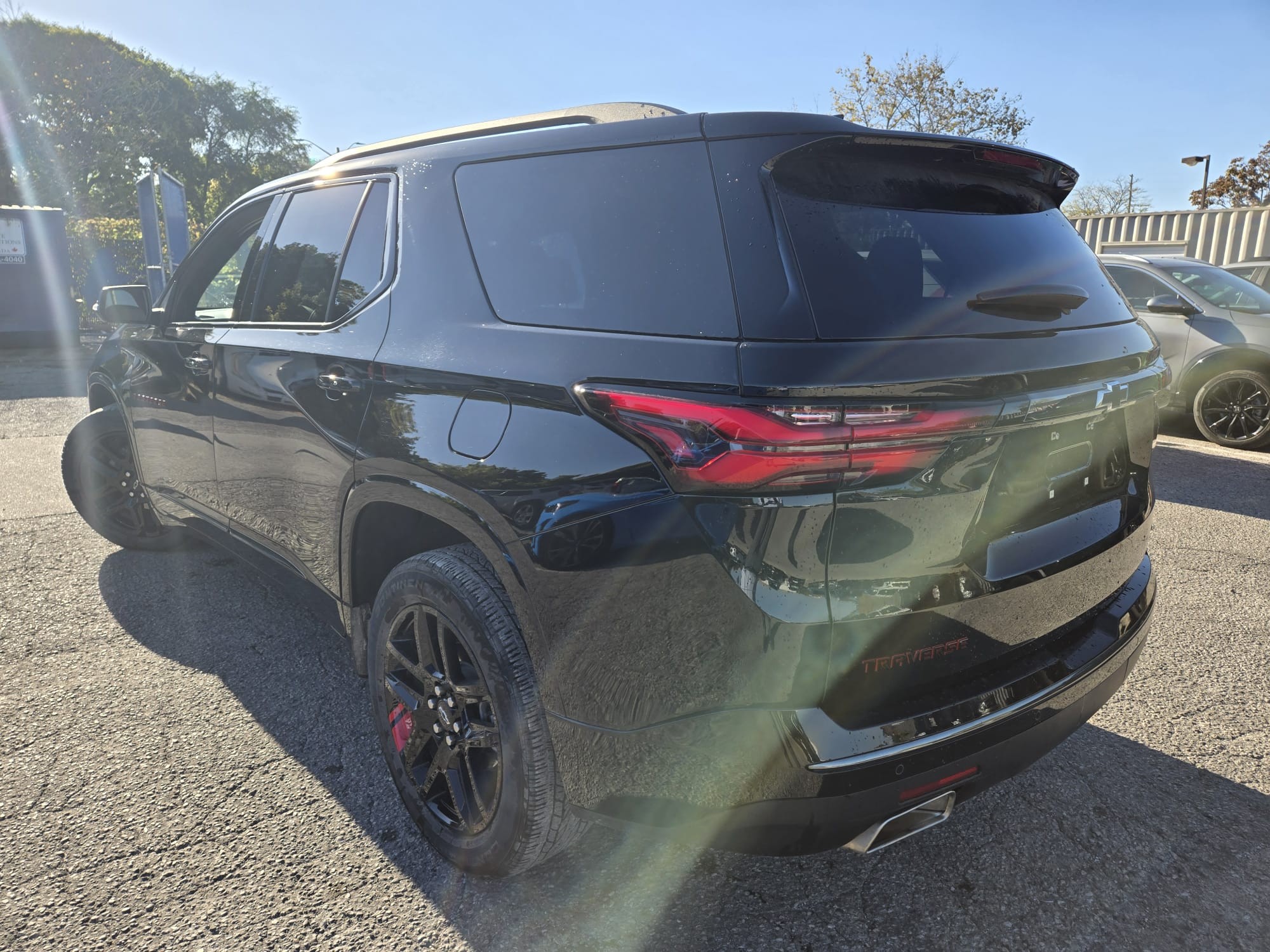 used 2022 Chevrolet Traverse car, priced at $44,458