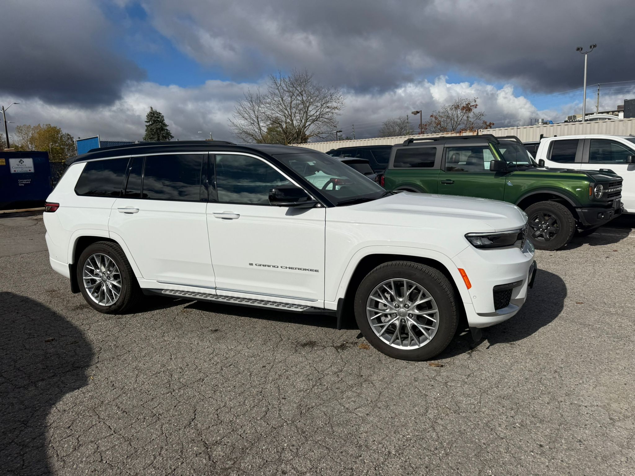 used 2024 Jeep Grand Cherokee L car, priced at $70,995