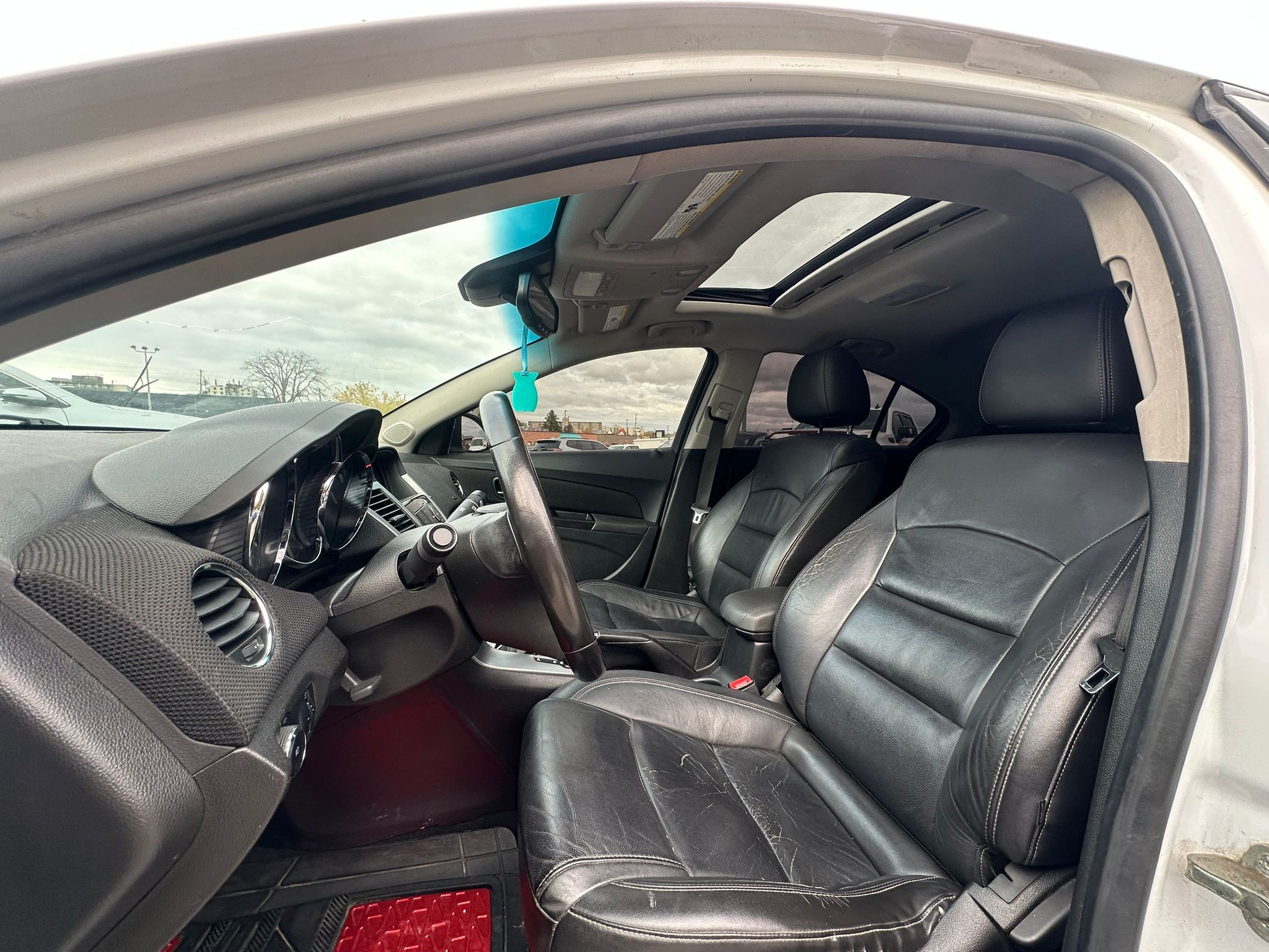 used 2014 Chevrolet Cruze car, priced at $3,989