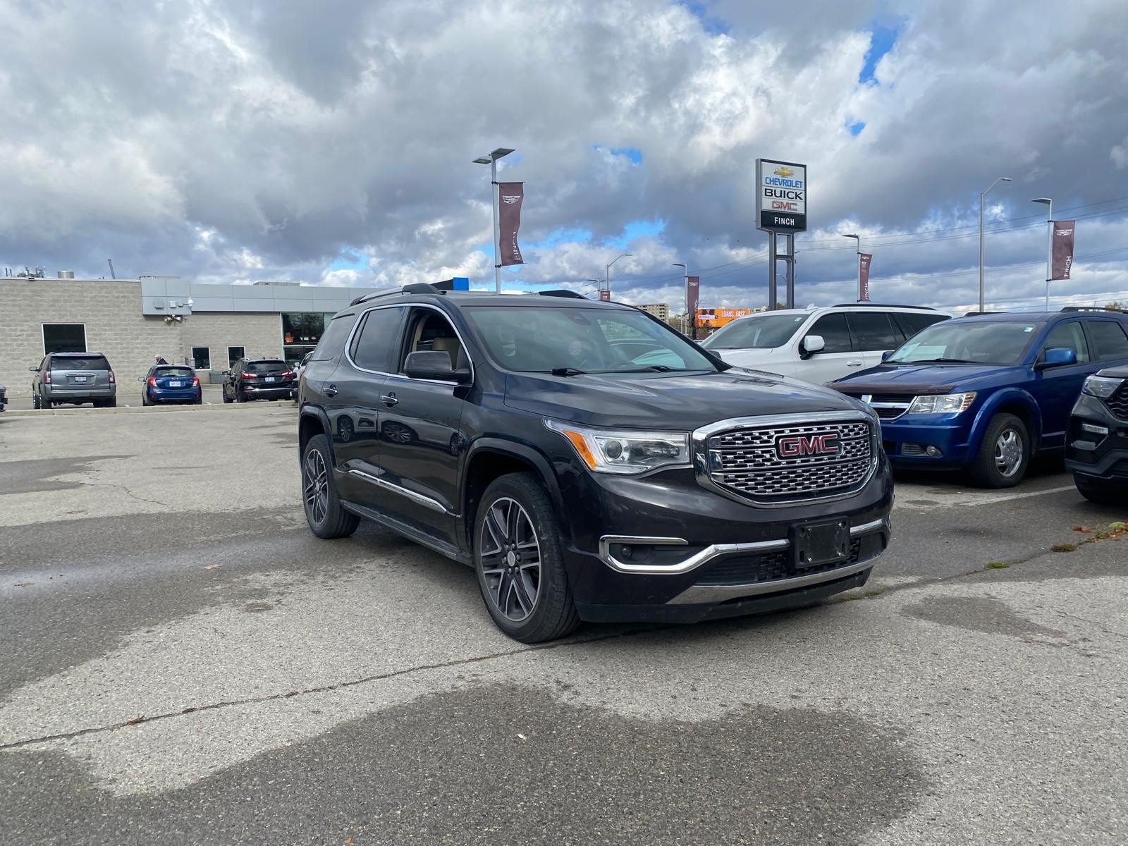 used 2017 GMC Acadia car, priced at $22,499