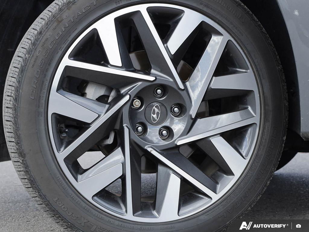 used 2022 Hyundai Santa Fe car, priced at $35,597