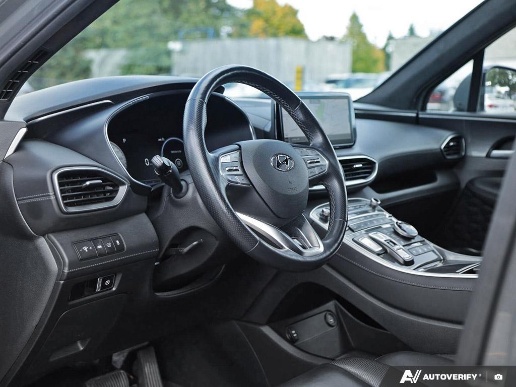 used 2022 Hyundai Santa Fe car, priced at $35,597