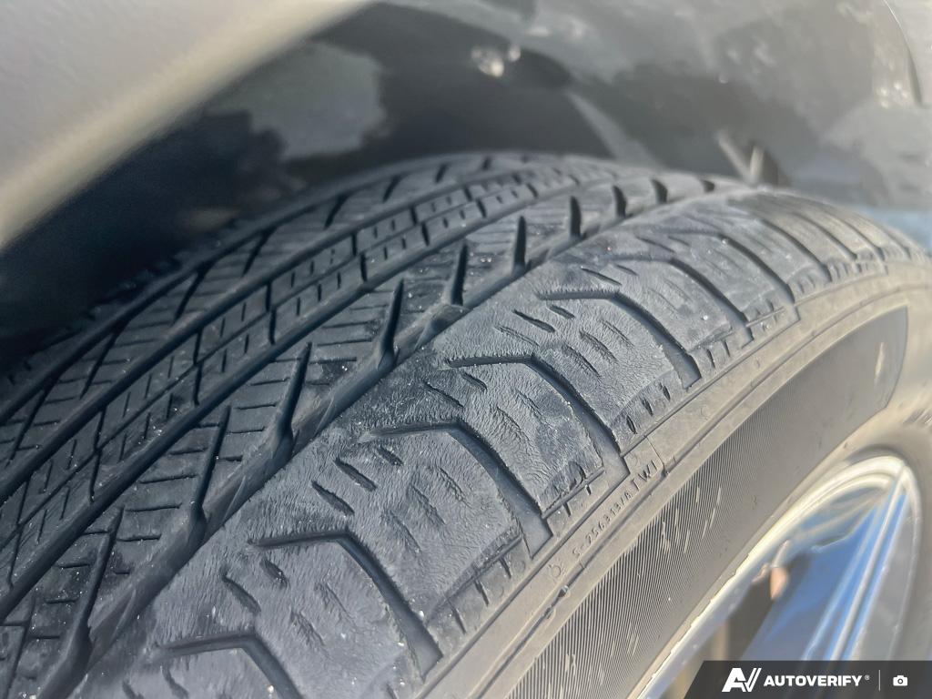 used 2022 Mercedes-Benz GLB 250 car, priced at $41,900