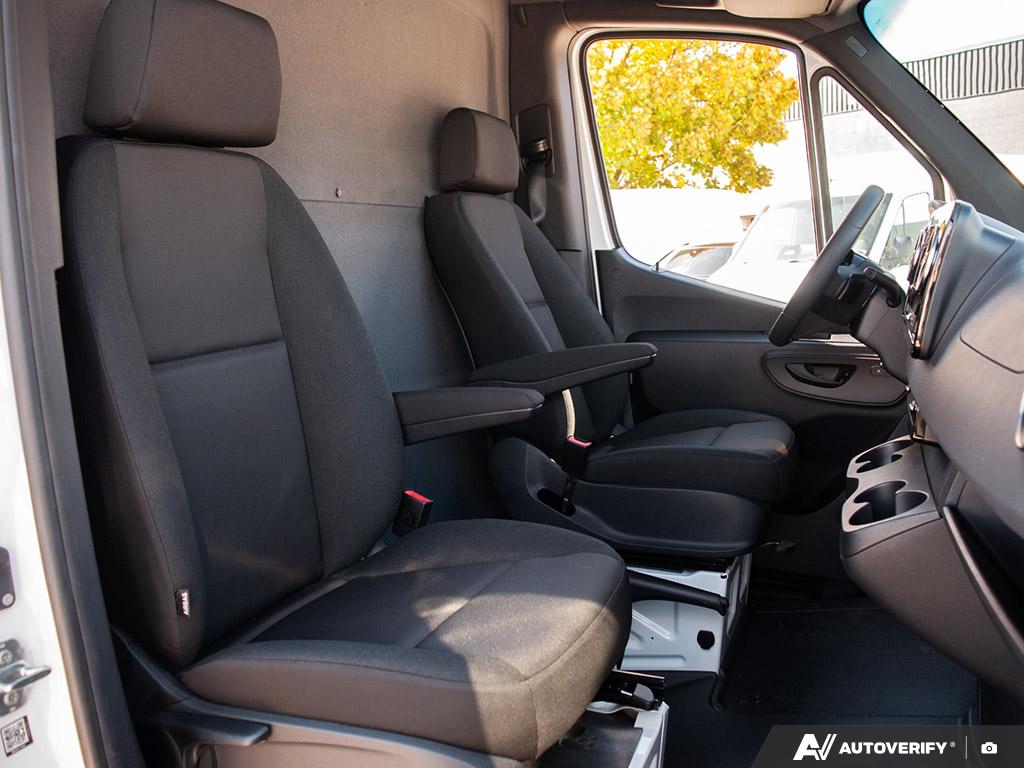 new 2025 Mercedes-Benz Sprinter 3500 car, priced at $89,575