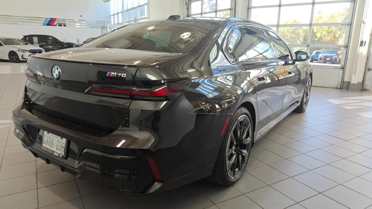 used 2024 BMW i7 car, priced at $165,484