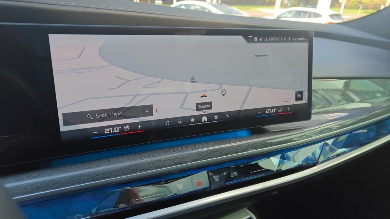 used 2024 BMW i7 car, priced at $165,484