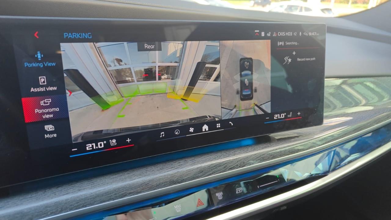used 2024 BMW i7 car, priced at $165,484