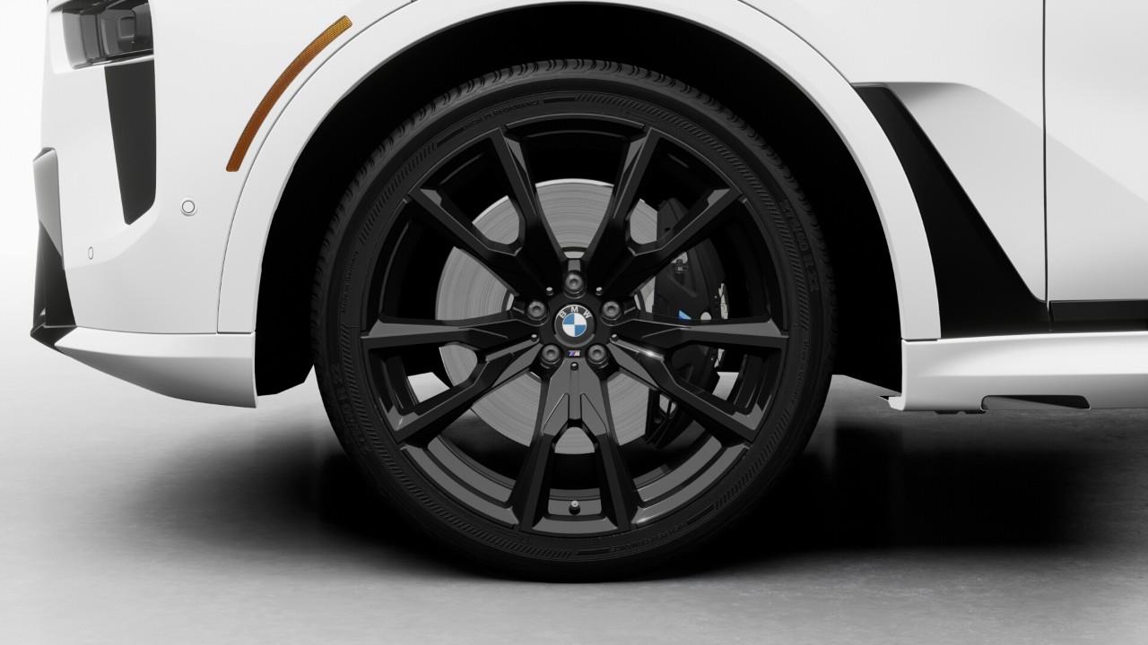 new 2026 BMW X7 car, priced at $138,564