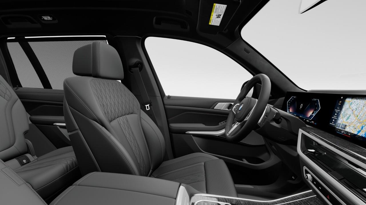 new 2026 BMW X7 car, priced at $142,614