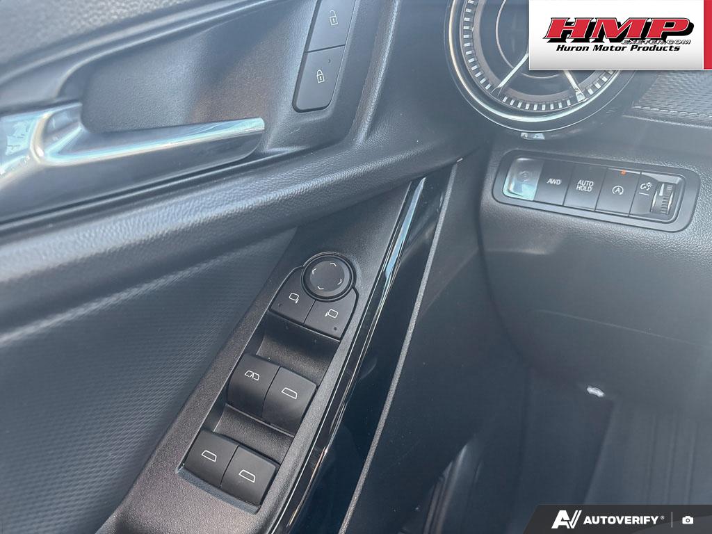 used 2025 Chevrolet Equinox car, priced at $38,284