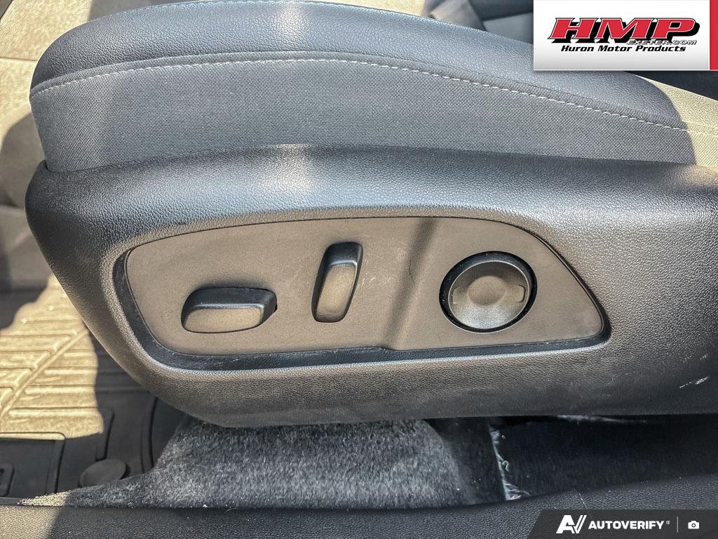 used 2025 Chevrolet Equinox car, priced at $38,284