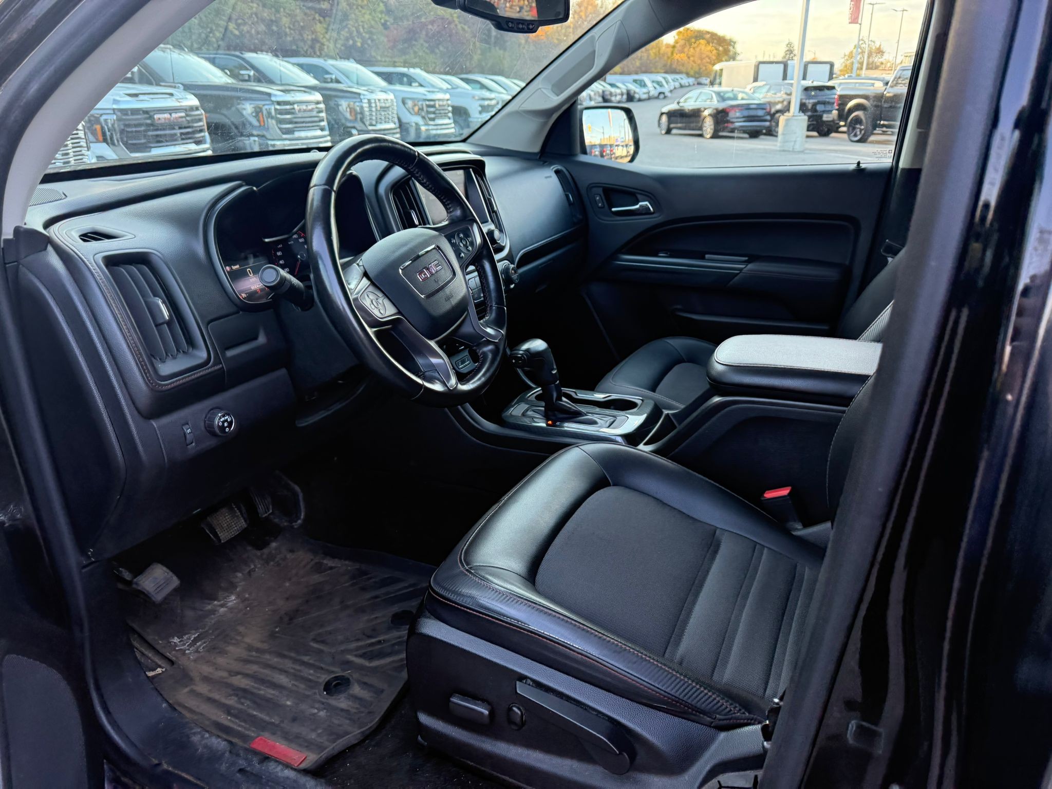 used 2015 GMC Canyon car, priced at $26,989