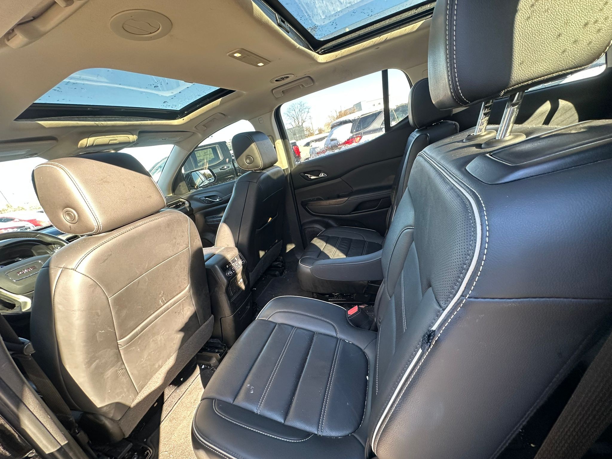 used 2022 GMC Acadia car, priced at $39,498