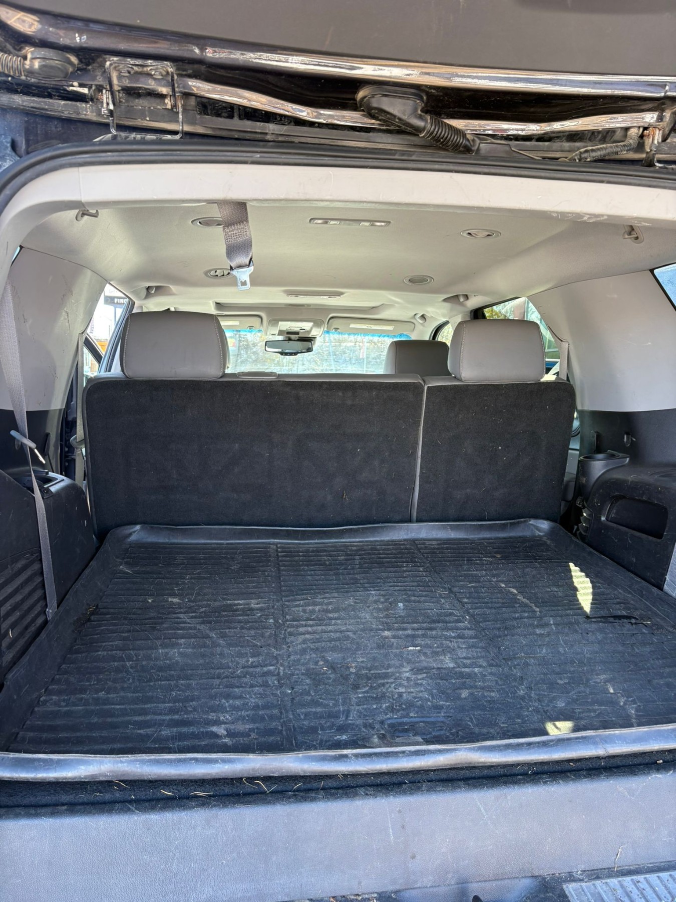 used 2015 Chevrolet Tahoe car, priced at $9,500