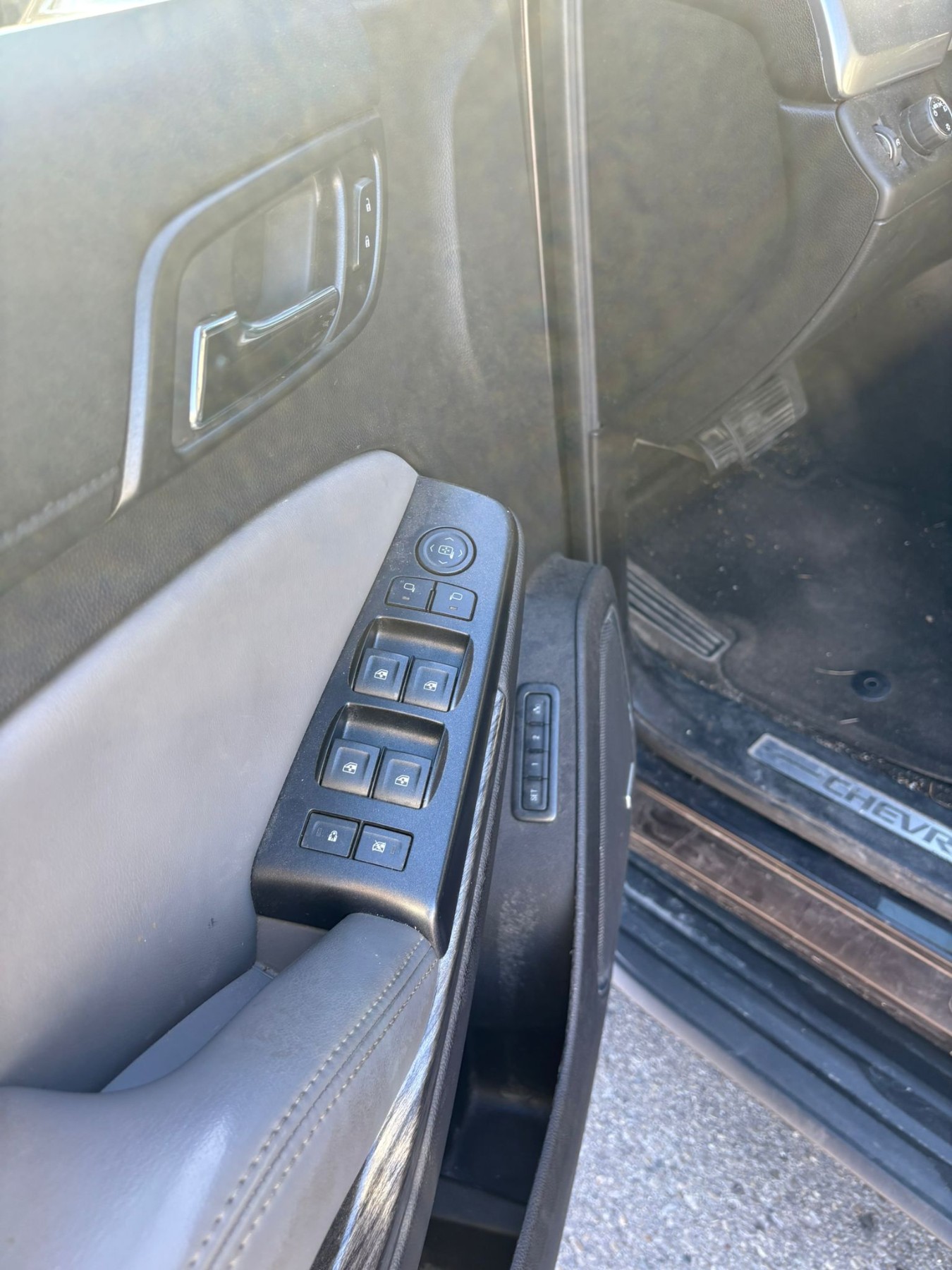 used 2015 Chevrolet Tahoe car, priced at $9,500