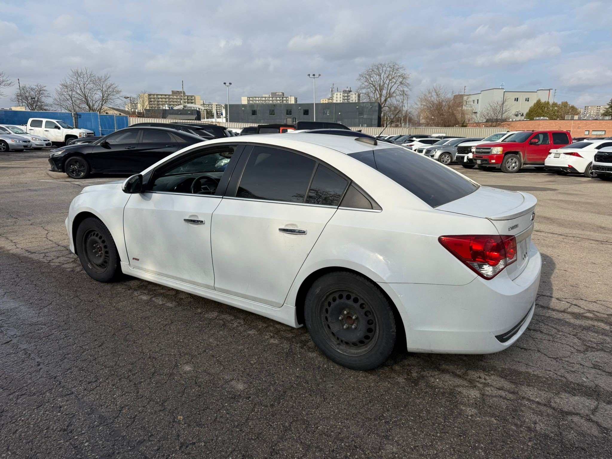 used 2015 Chevrolet Cruze car, priced at $3,899