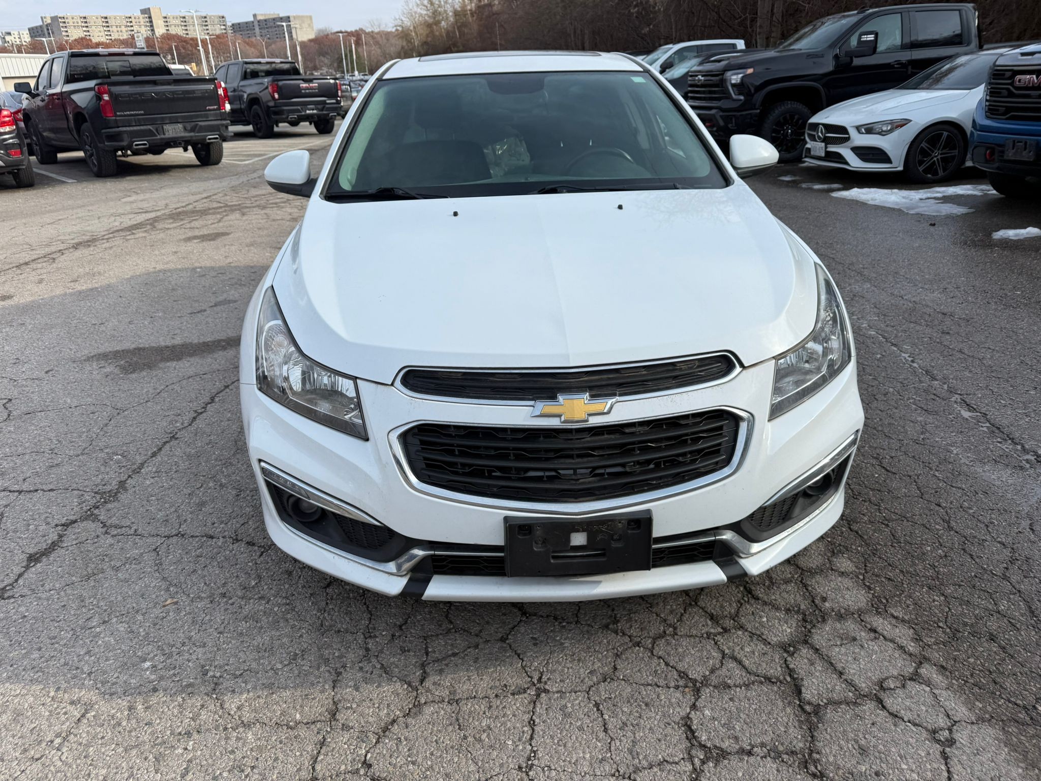 used 2015 Chevrolet Cruze car, priced at $3,899