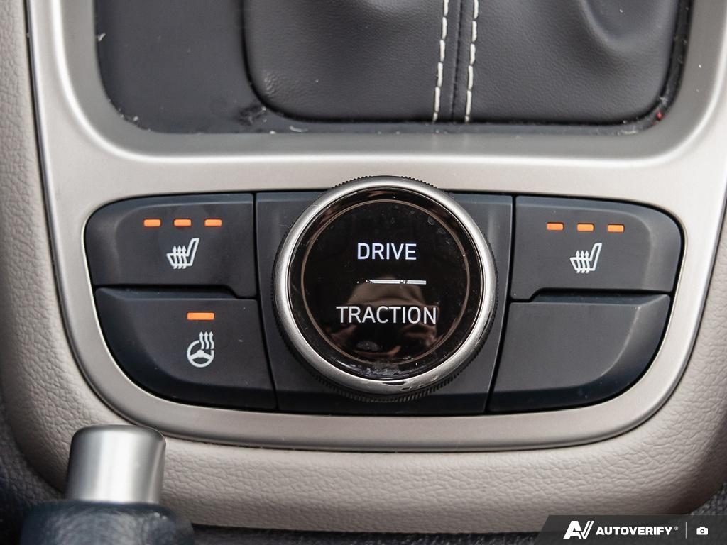 used 2023 Hyundai Venue car, priced at $24,099