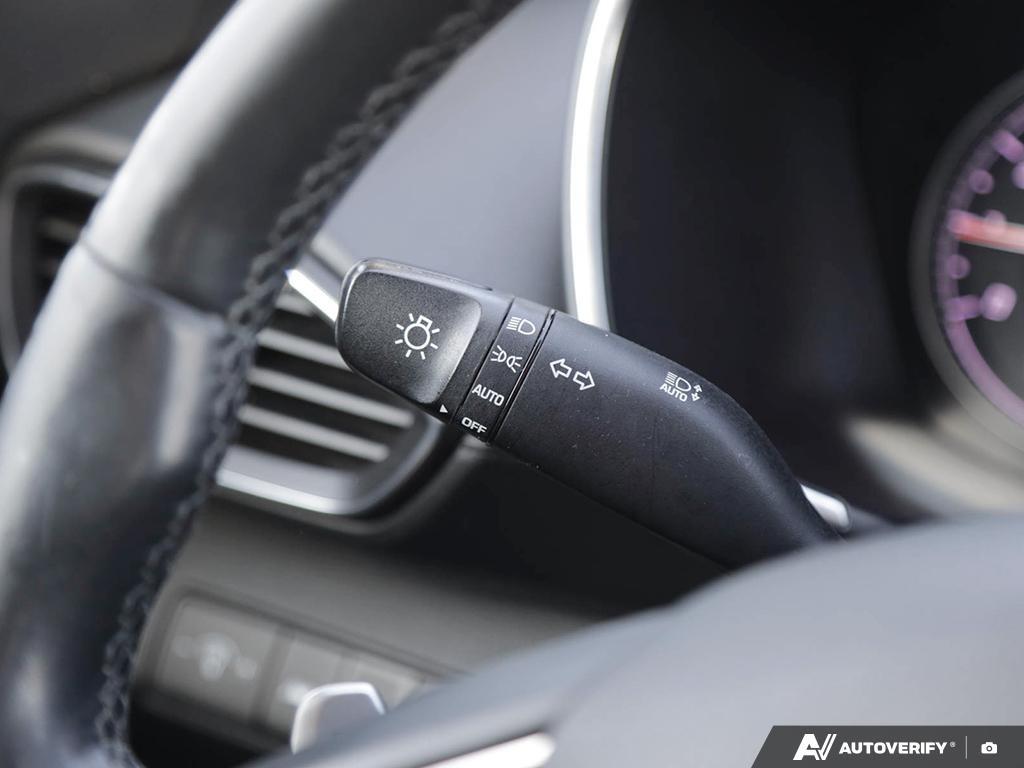 used 2022 Hyundai Santa Fe car, priced at $27,597